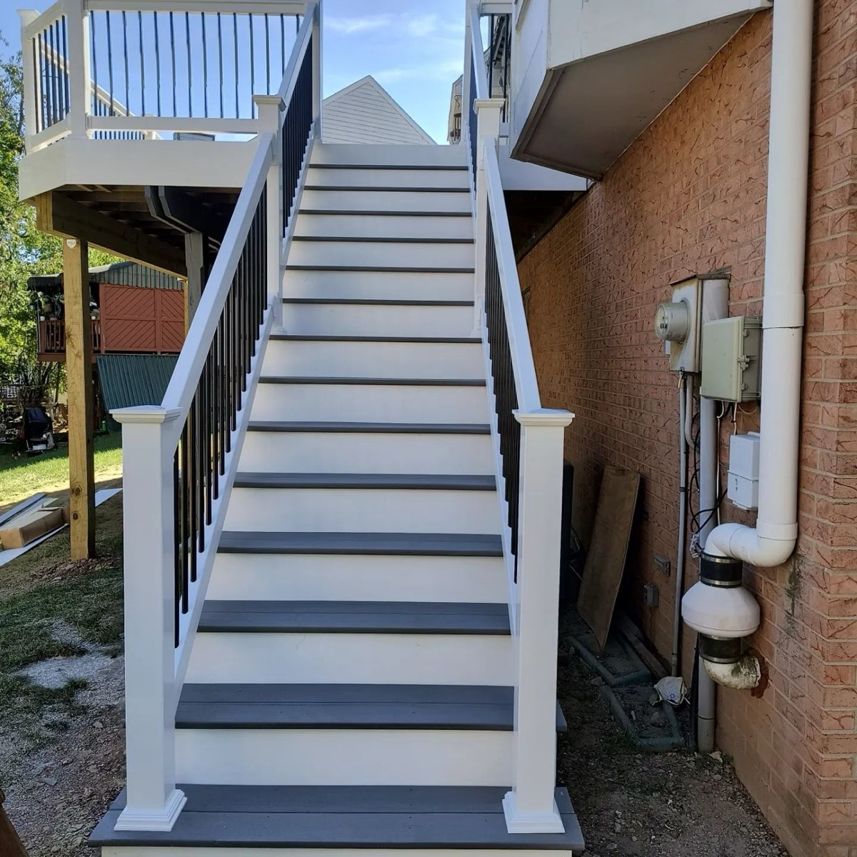 27′ Long × 14′ Wide Deck — photo 3