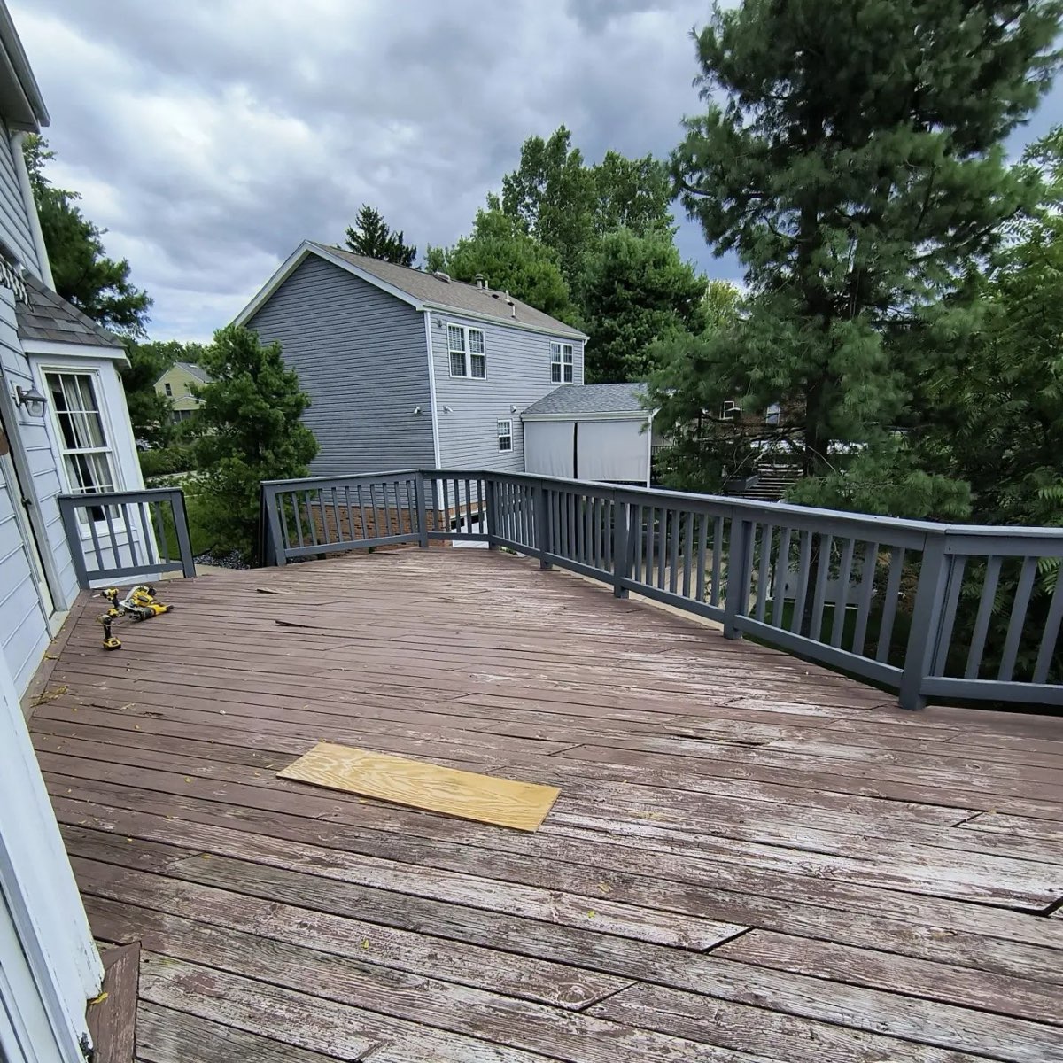 27′ Long × 14′ Wide Deck — photo 5