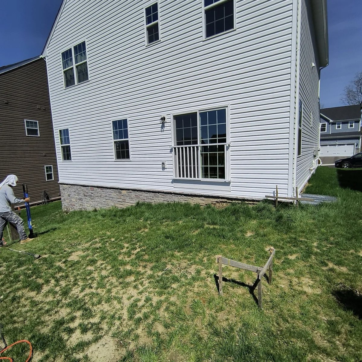 Wall-Attached Deck — photo 2