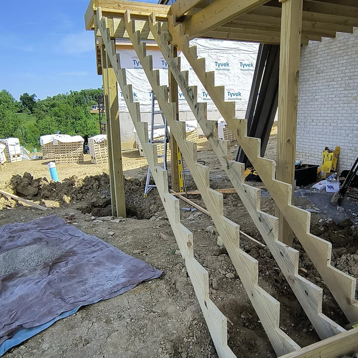 Semi-Covered Porch Deck — photo 4