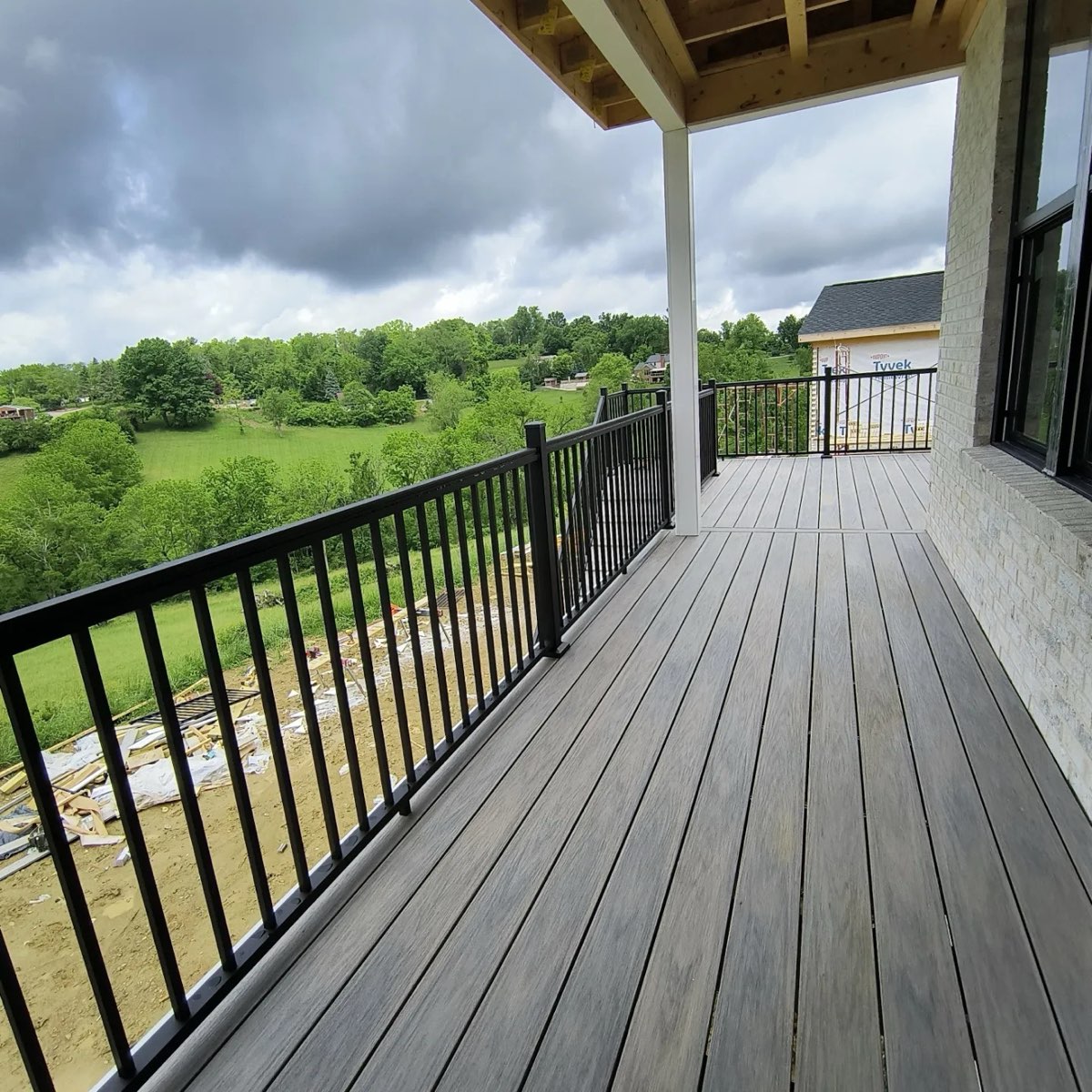 Semi-Covered Porch Deck — photo 5