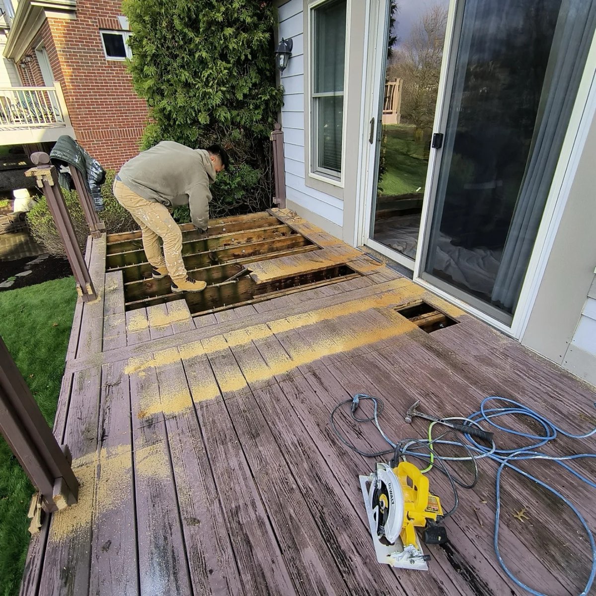 Renovation Deck — photo 2